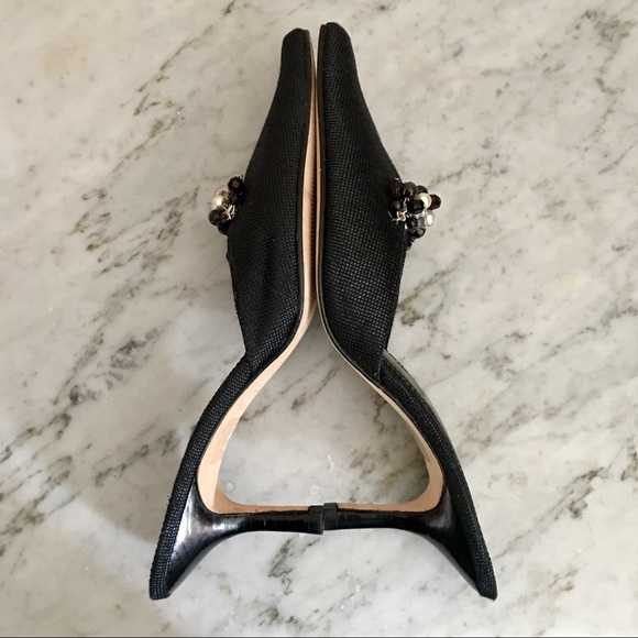 Super Cute Shell/Bead Accent Shoes! 🐚 - Picture 3 of 6